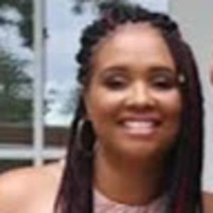 Meet your Posher, Tiffanie